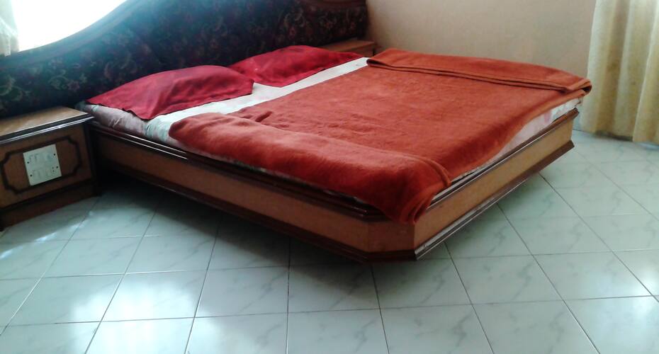 Hotel R K Palace, Mahabaleshwar 4
